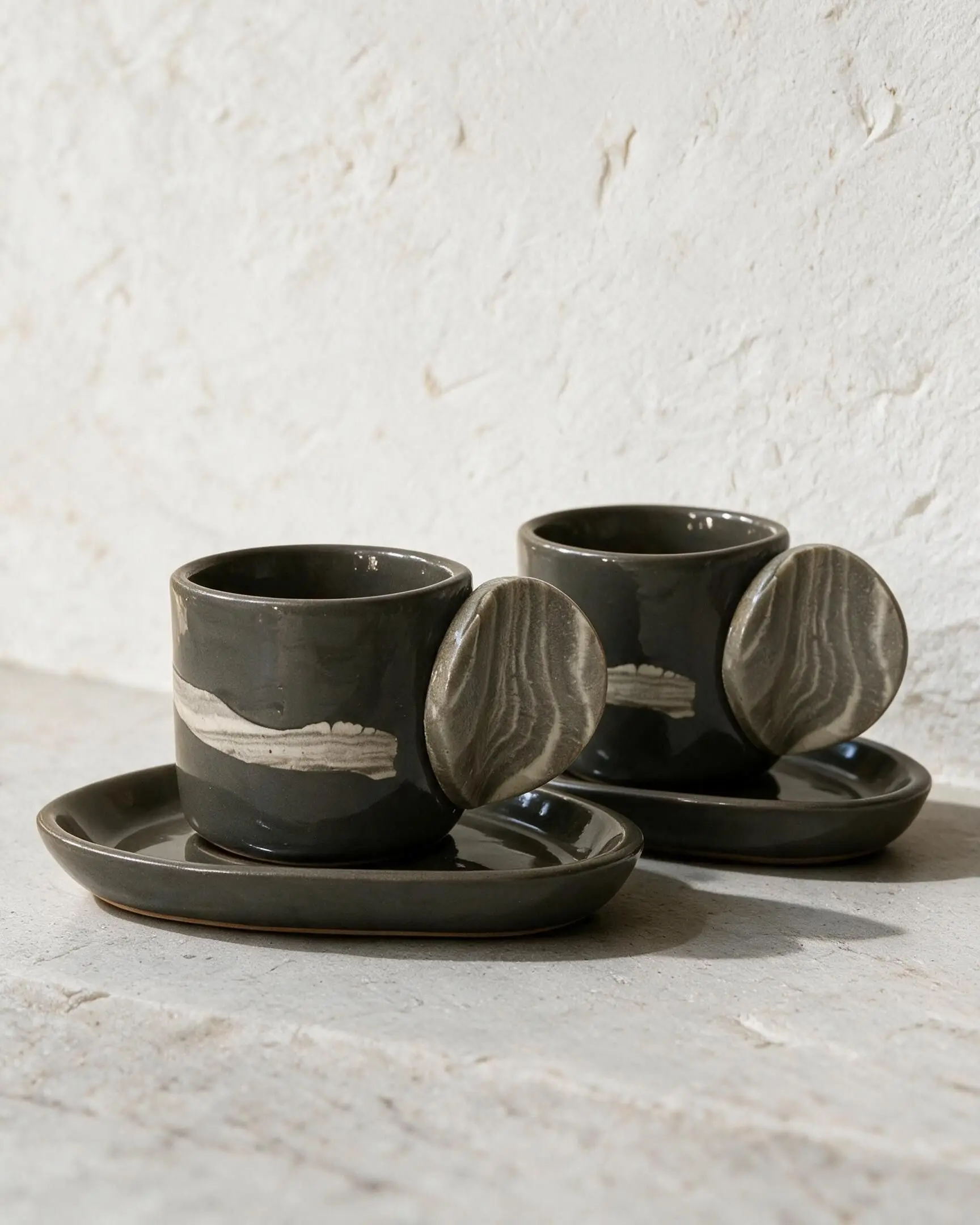 Stone Yuvarlak Kulplu Tabaklı Antrasit Türk Kahvesi Fincanı 2'li — Stone koleksiyonu, stoneware